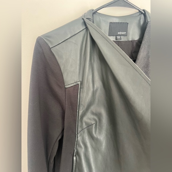 Kut From The Kloth - Maisha Ponte and Faux Leather Jacket in Black - Size L - Picture 6 of 13